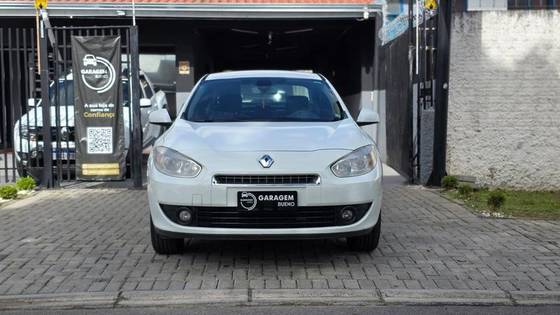 RENAULT FLUENCE 2.0 DYNAMIQUE 16V FLEX 4P AUTOMÁTICO